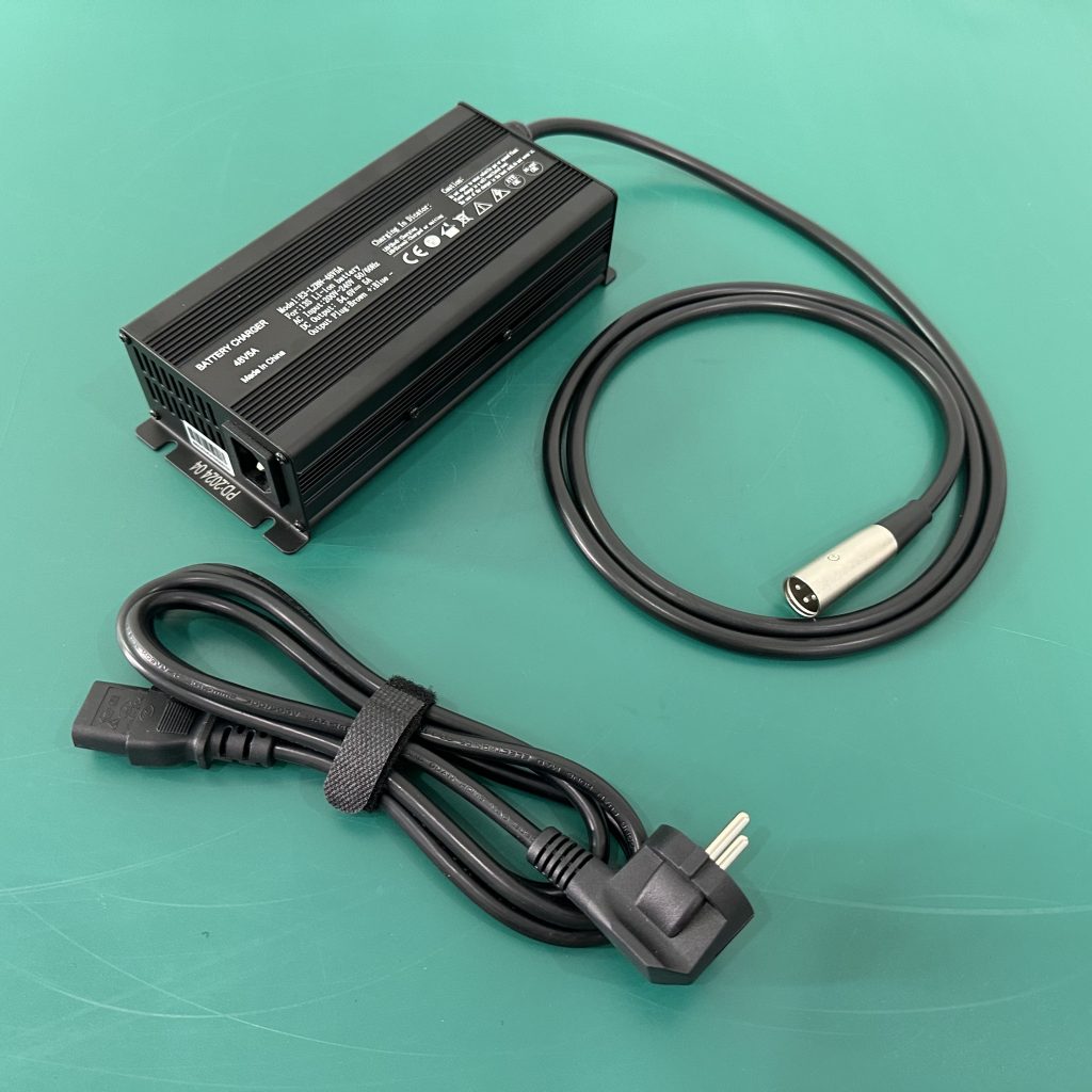 EU Plug 54.6V 5A Li ion Battery Charger With XLR Connector